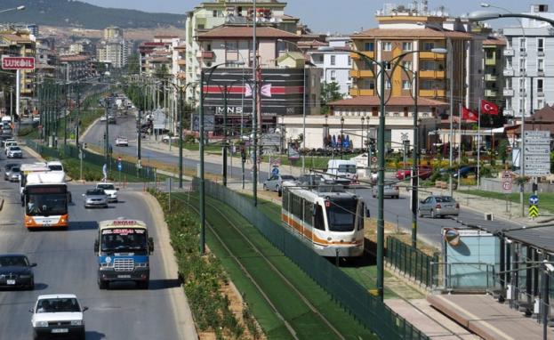 تعدّ غازي عنتاب من المدن الصناعية الهامة في تركيا خاصة والمنطقة بشكل عام