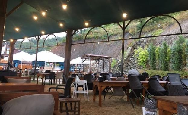 مطاعم في يلوا تأسر قلوب السياح في مذاق أطعمتها اللذيذ