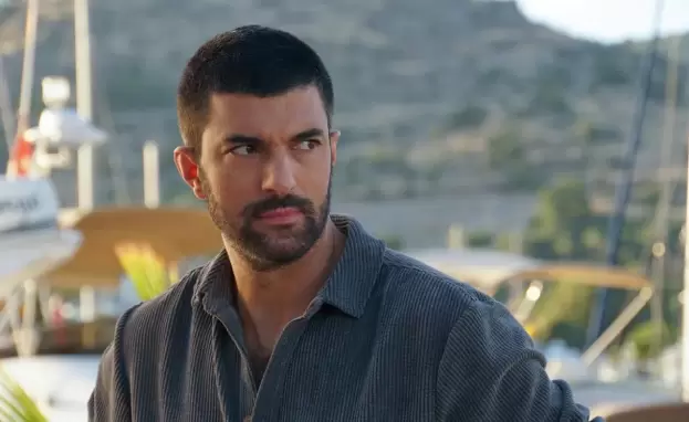 ويعد عالم الدراما التركية غنياً بالكثير من الأعمال التلفزيونية مثل مسلسل ابنة السفير