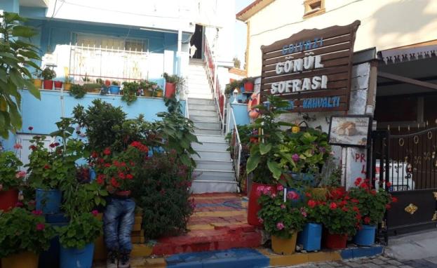 مطاعم في بورصة تجذب أنظار السيّاح لتناول طعامهم المفضل