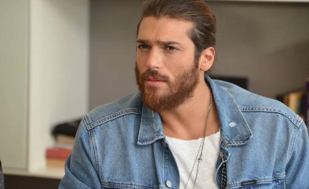 يستعرض مسلسل الطائر المبكر طموح الشباب ومعاناتهم