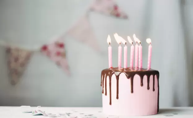 رسائل تهنئة وجمل عيد الميلاد باللغة التركية 2023