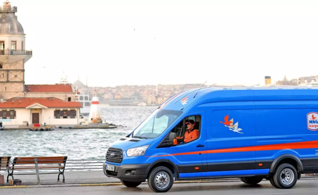 تضم تركيا العديد من شركات الشحن المحلية والدولية التي تتنافس فيما بينها مثل شركة MNG التركية