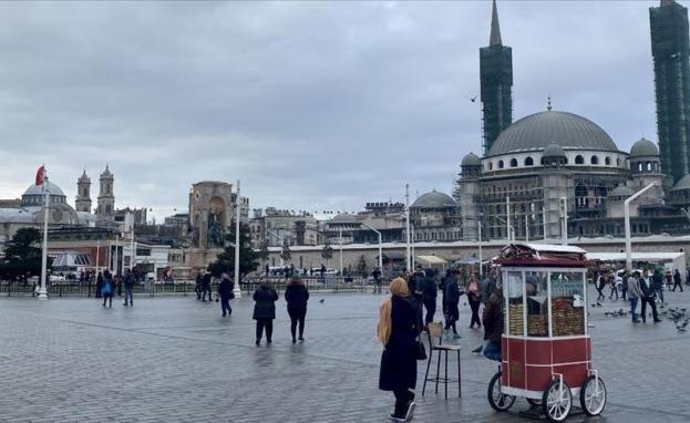 المساجد الكبيرة والمميزة مظهر من مظاهر السياحة الحلال في تركيا