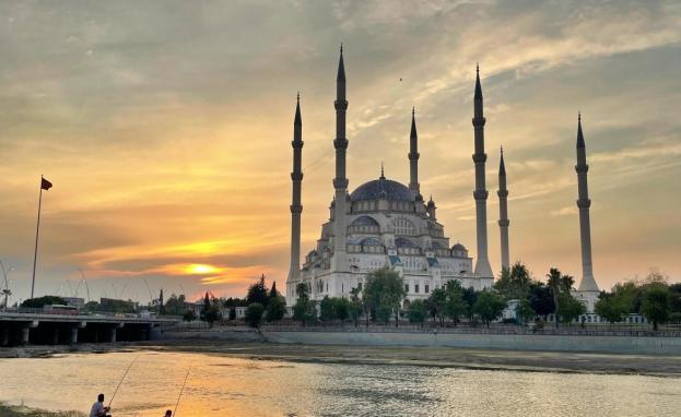 بشوق وحماس يترقب ملايين المسلمين موعد شهر رمضان في تركيا