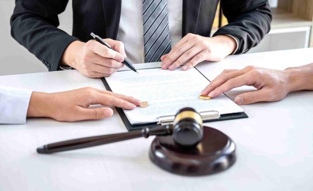 تضمن إجراءات الطلاق القانونية في تركيا حماية حقوق الزوجين