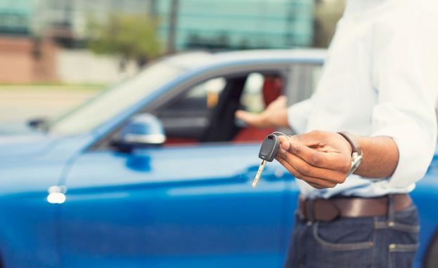 يستحوذ سوق المركبات على اهتمام فئة واسعة من العرب والسوريين