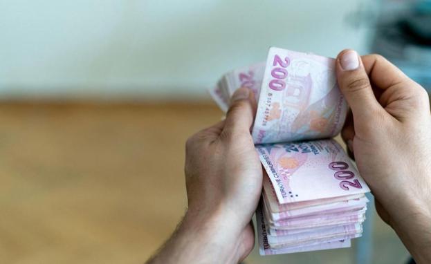 الاقتراض أداة مالية مهمة لرجال الأعمال والباحثين عن التمويل