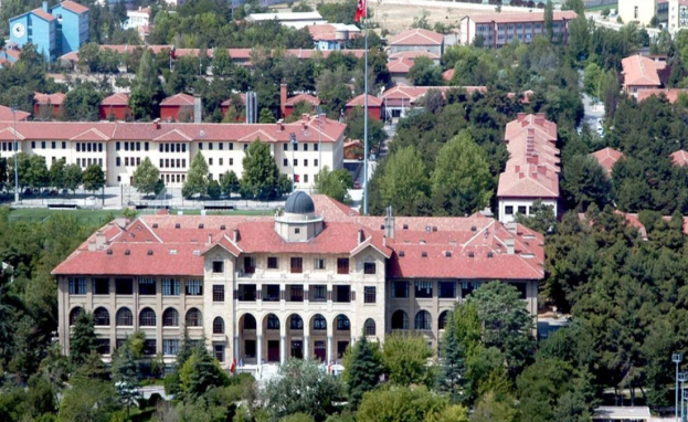 اختيار التخصص الدراسي المناسب في تركيا مهم لطلاب الجامعات التركية