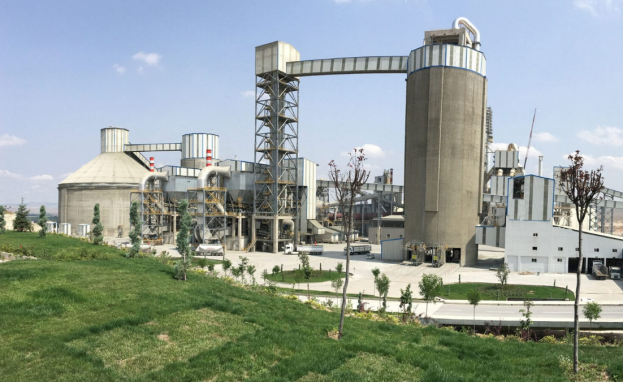 تعد مواد البناء ومنها الإسمنت Çimento من الوسائل المهمة للمشاريع في تركيا