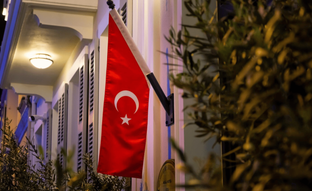 الحاصلون على الجنسية التركية يترتب عليهم العديد من الحقوق والالتزامات