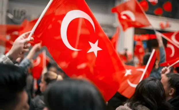 دستور تركيا الصادر عام 1982 يتميز عن غيره بحصانة مواده الأربع الأولى ضد أي تعديل