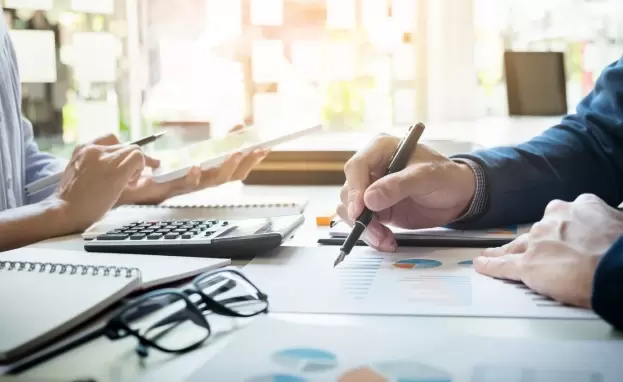 تلعب الإعفاءات الضريبية في تركيا دوراً حيوياً في تحفيز نمو الشركات وتعزيز إنتاجيتها