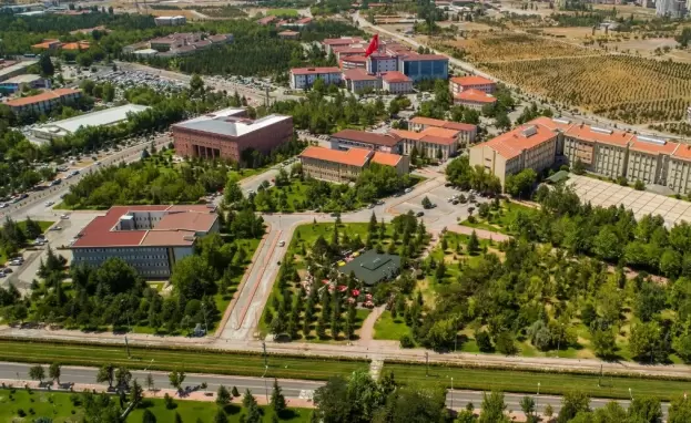 حان الوقت الآن للبحث عن جامعة مناسبة تلبي تطلعاتك الأكاديمية في تركيا