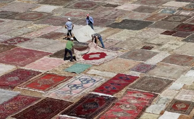 السجاد التركي خلال مرحلة التشميس