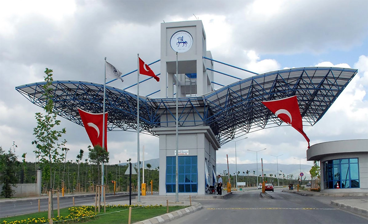 جامعة دوكوز أيلول في مدينة إزمير التركية