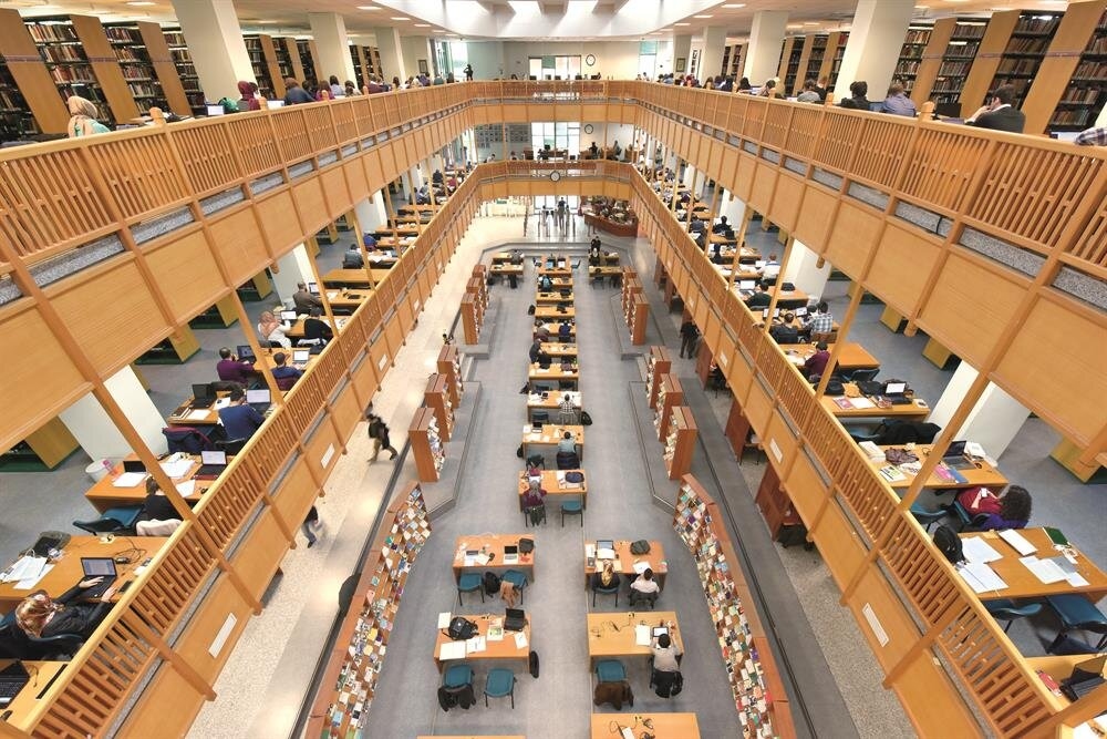 مكتبة مركز الدراسات الإسلامية (İslam Araştırmaları Merkezi Kütüphanesi) - İSAM
