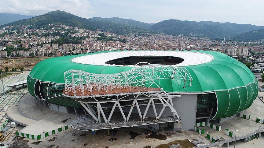 ملعب بلدية بورصة الكبرى "Bursa Büyükşehir Belediye Stadyumu" أو تمساح أرينا "Timsah Arena"