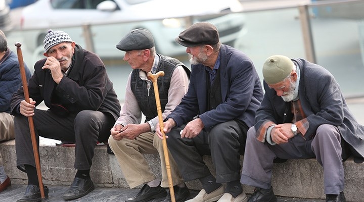 هناك خدمات رعاية منزلية لكبار السن في تركيا