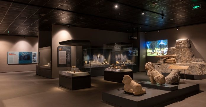 متحف مرسين للآثار أُنشئ عام 1978