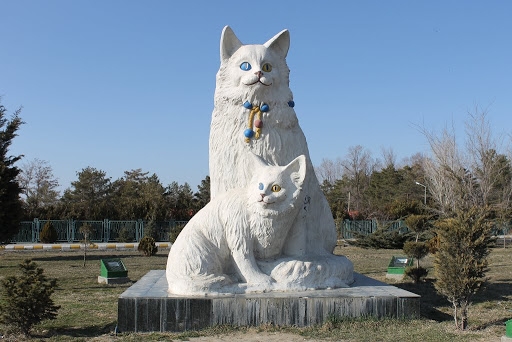 تمثال قطة فان Van Kedisi Heykeli