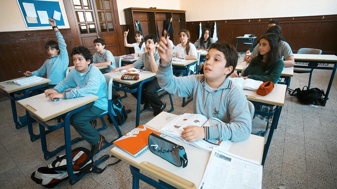 ما آلية تسجيل الطلاب في المدارس التركية