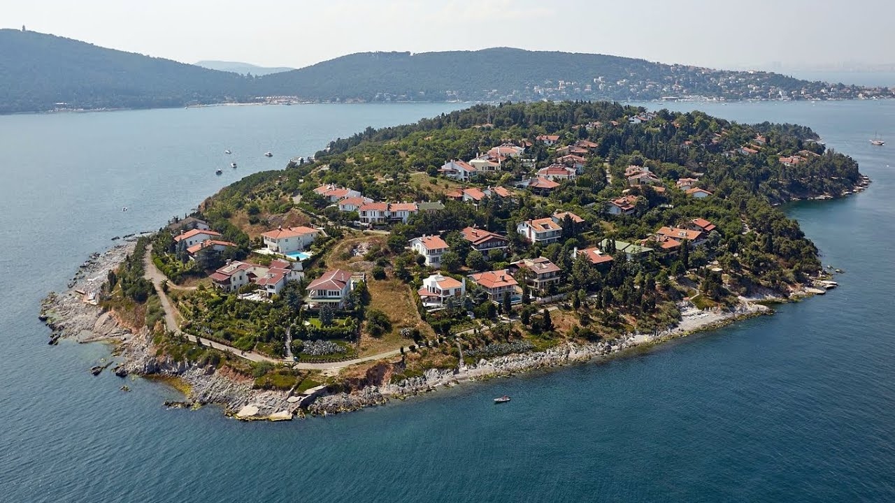 تأخذ جزيرة صدف من بين 5 جزر في إسطنبول شكلها من اسمها