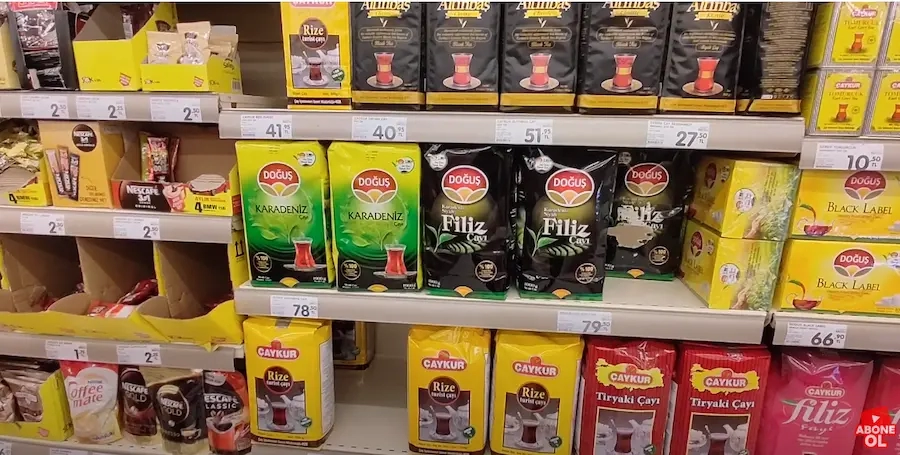تتنوع أسعار الشاي في الأسواق التركية