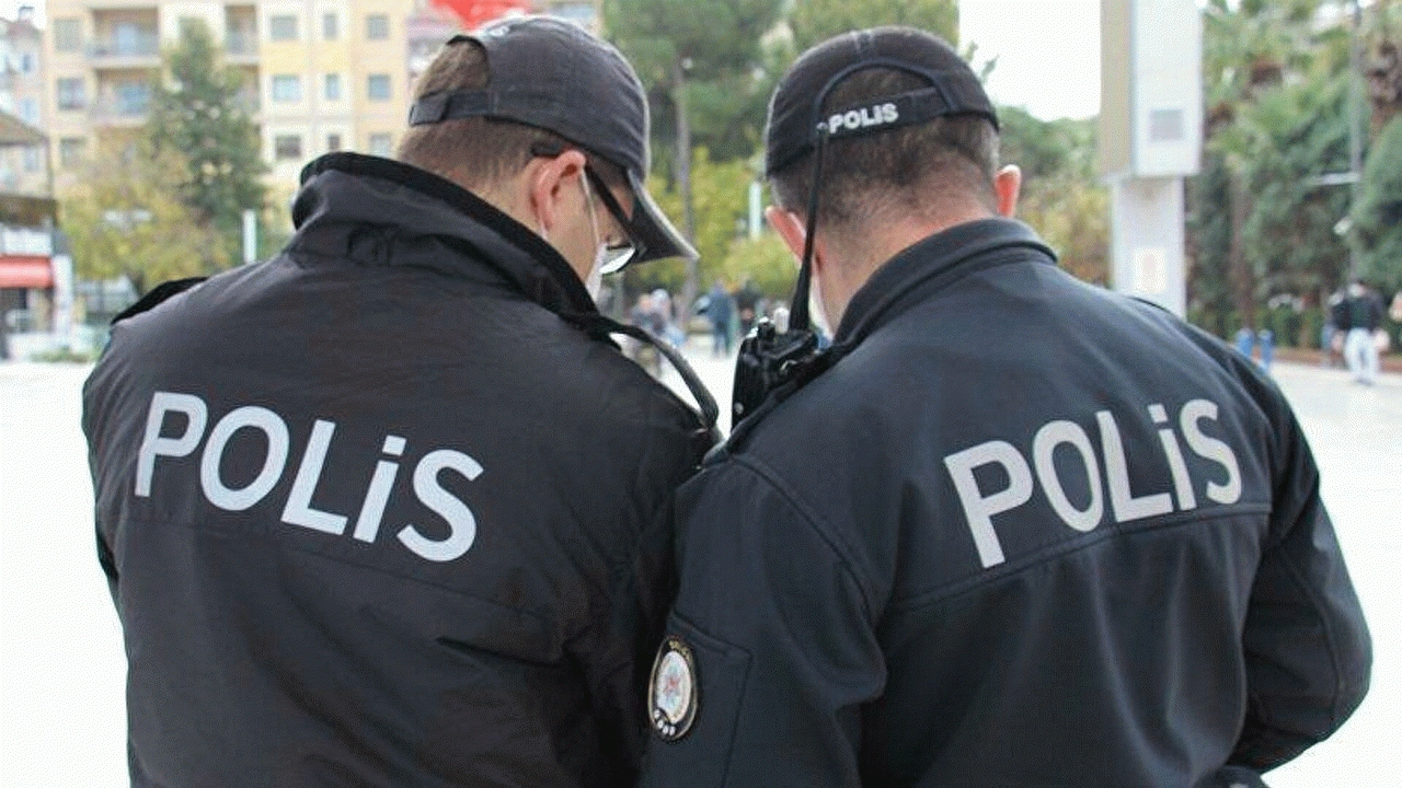 جمل ومصطلحات مهمة أمام الشرطة باللغة التركية لفهم ما تطلبه السلطات خلال تأدية مهامها