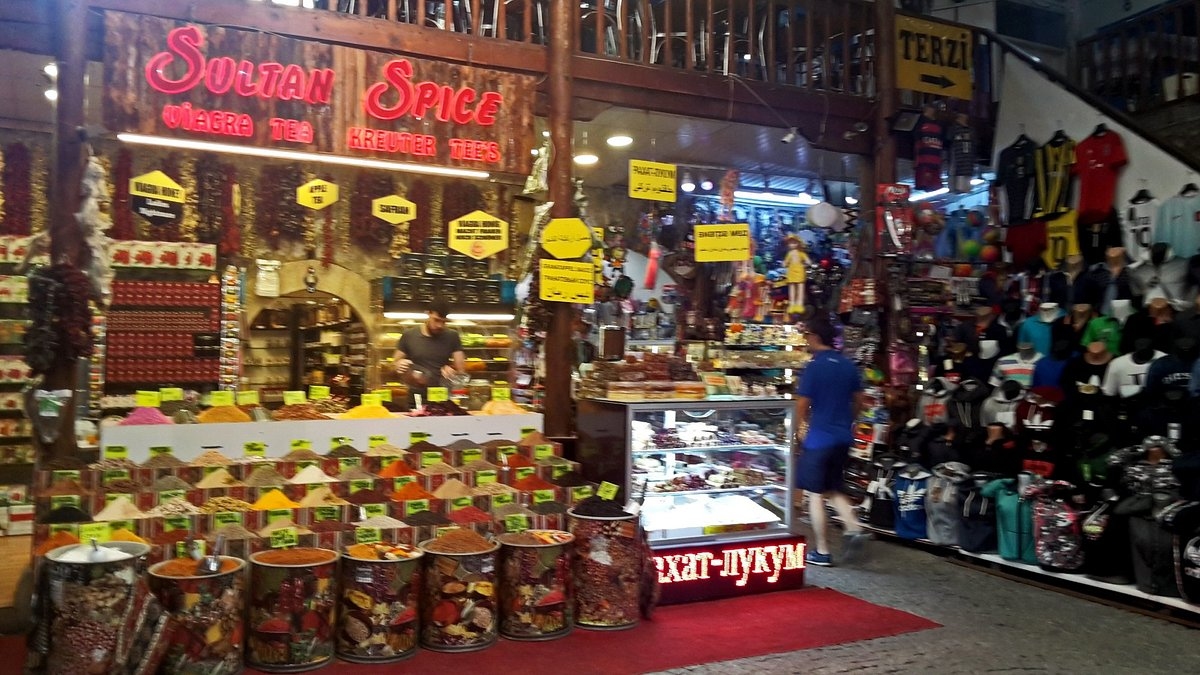 بازار أنطاليا تركيا