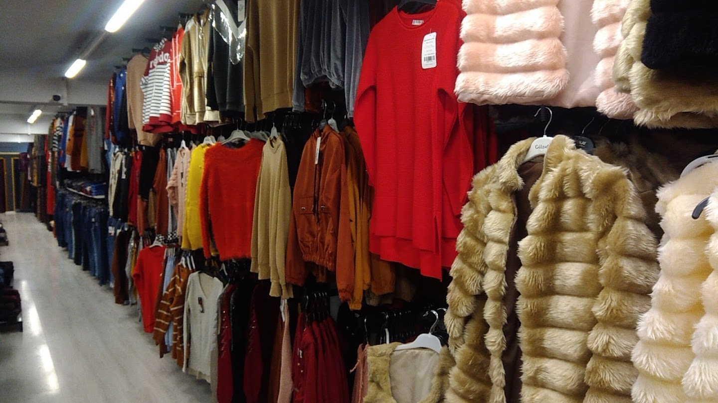 تتنوع المتاجر والمولات المخصصة لبيع الملابس الشتوية في غازي عنتاب
