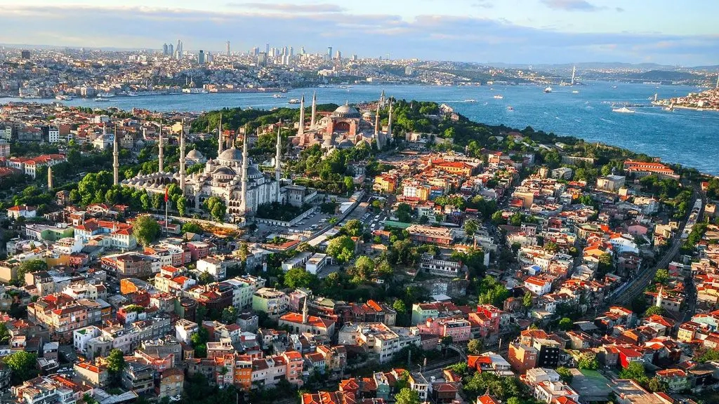 تقول رئاسة الهجرة في إسطنبول إنها تراقب عدد الأجانب في جميع أنحاء إسطنبول
