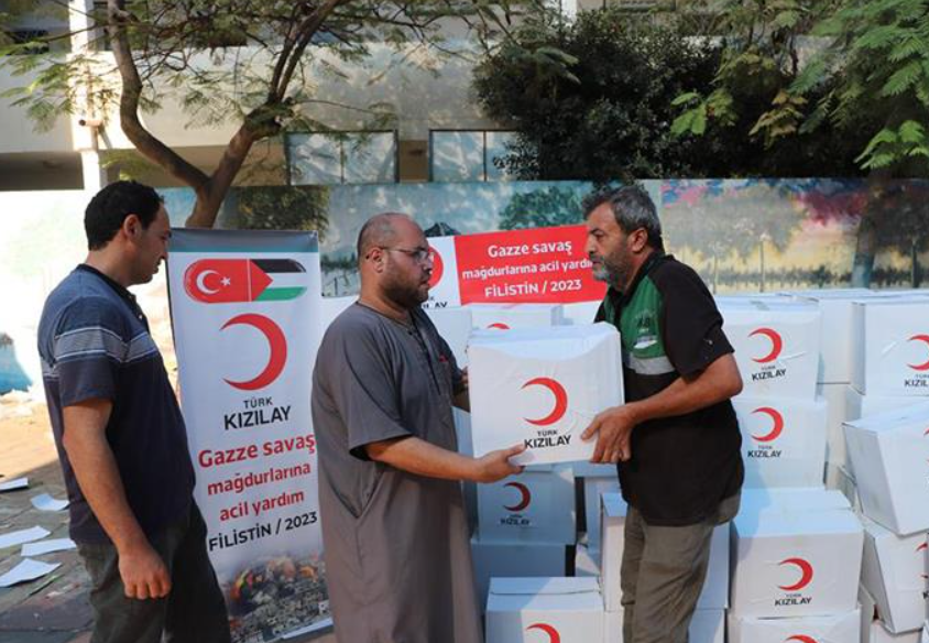 هناك العديد من طرق إرسال التبرعات إلى غزة عبر مؤسسات رسمية تركية