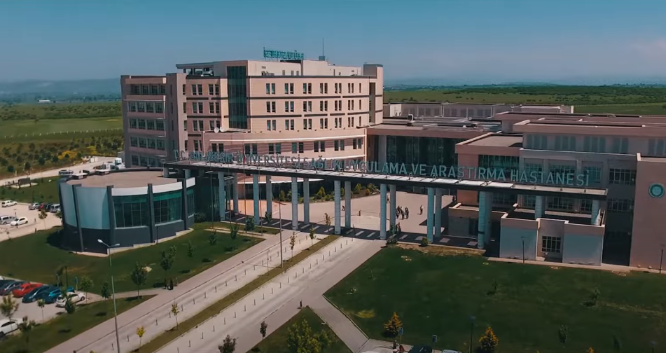تأسست جامعة بالك أسير التركية في 11 تموز/يوليو عام 1992
