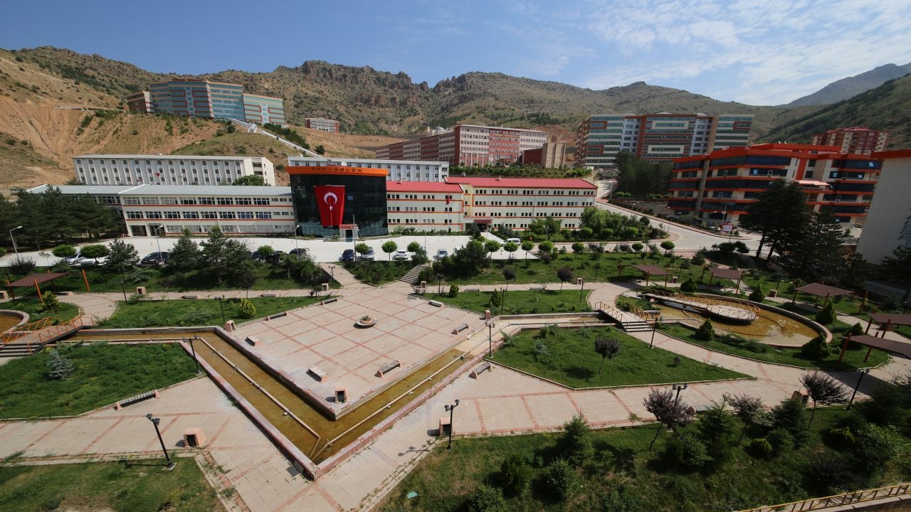 تتضمن جامعة Gümüşhane  مختلف الاختصاصات العلمية
