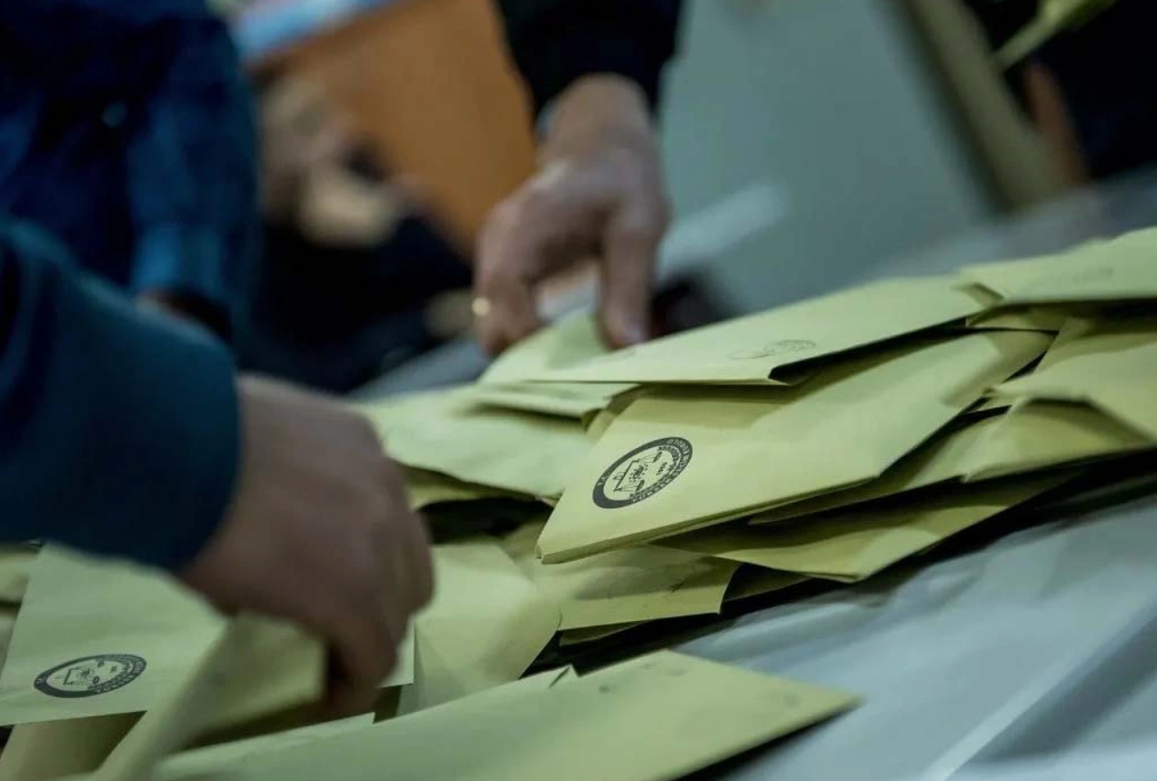 يحق للعرب والسوريين الحاصلين على الجنسية التركية التصويت في انتخابات البلدية التركية 2024
