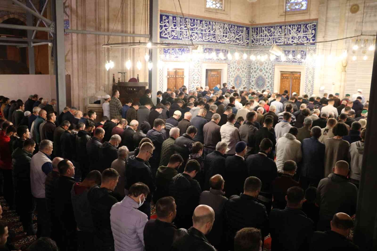 رئاسة الشؤون الدينية في تركيا هي من تحدد مواعيد صلاة العيد في المحافظات التركية