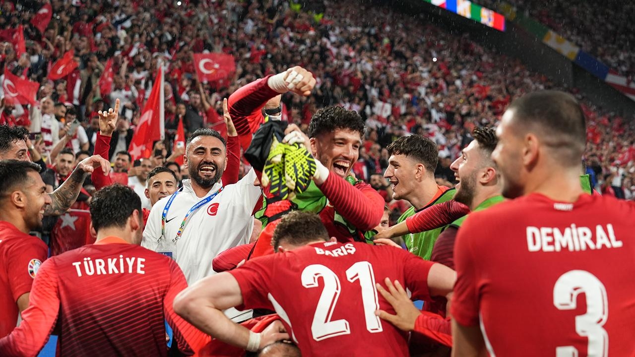 تولي تركيا أهمية كبيرة لكرة القدم وفريقها ومنافساتها مثل يورو 2024