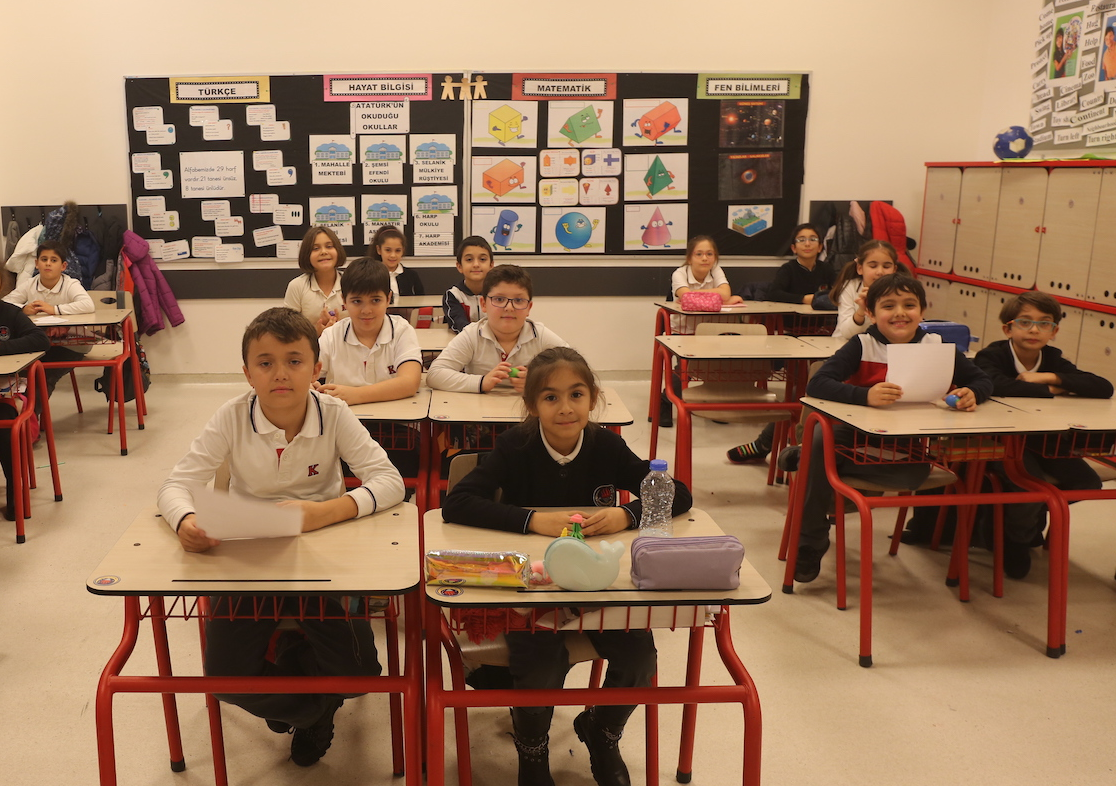 يتميز النظام التعليمي التركي بأنه نظم مختلف التفاصيل التي تتعلق بالحياة التعليمية