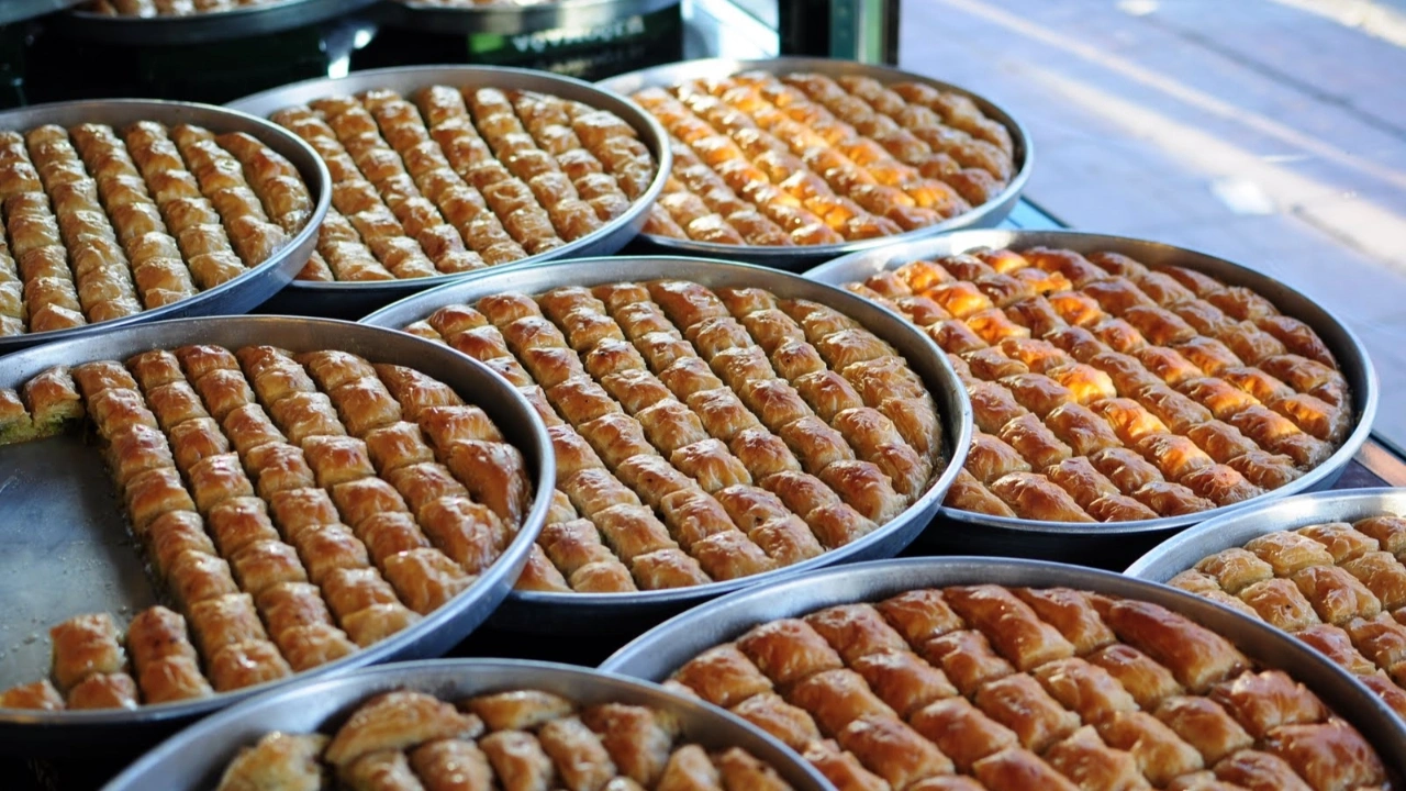 البقلاوة من أبرز المأكولات والحلويات التركية في عيد الأضحى 2024
