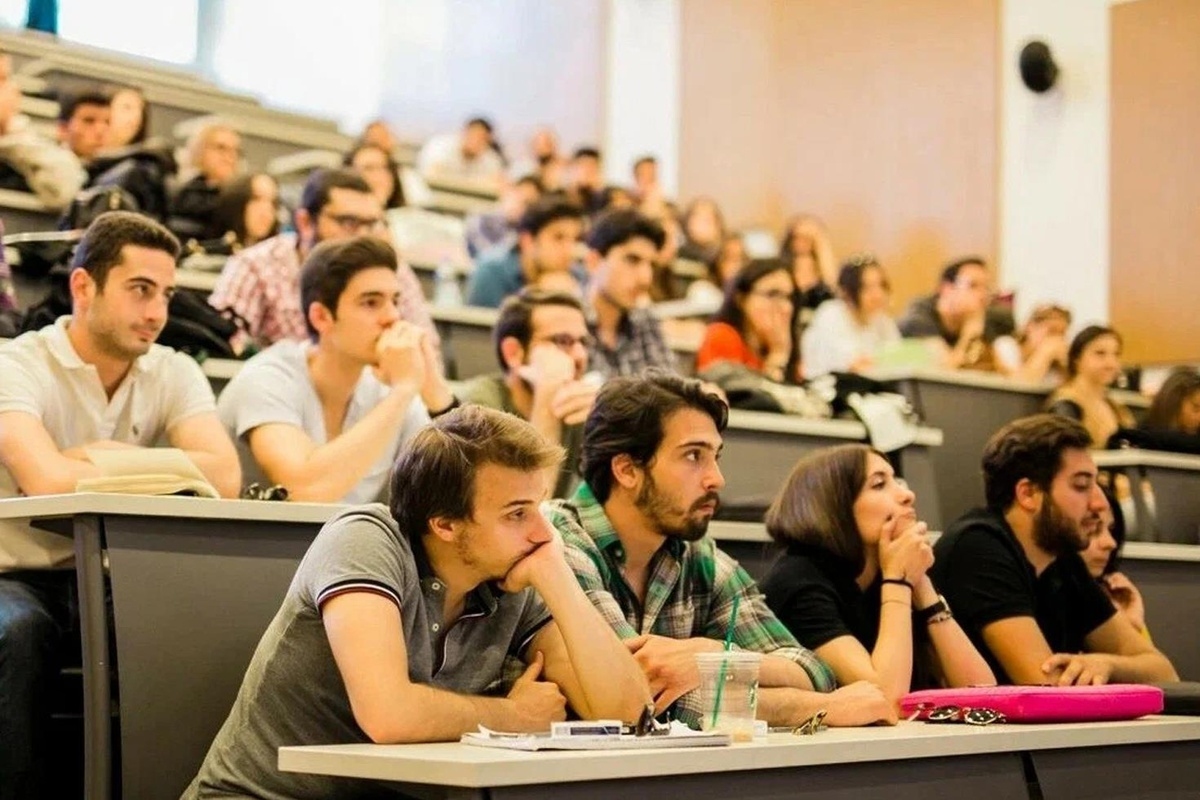 تفاصيل العفو الجامعي في تركيا 2026 وفق القانون 7592