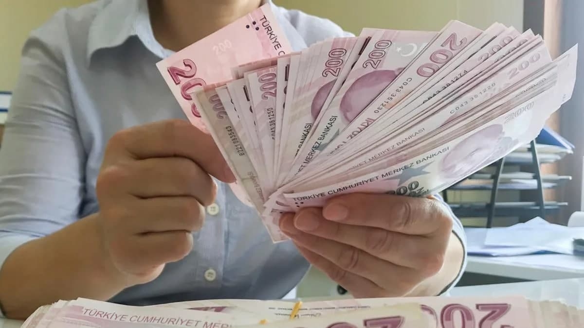 يختلف راتب الأجنبي في تركيا بحسب المهنة وشروط تصريح العمل